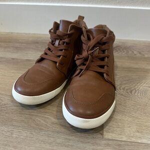 Shoes sneakers size 7